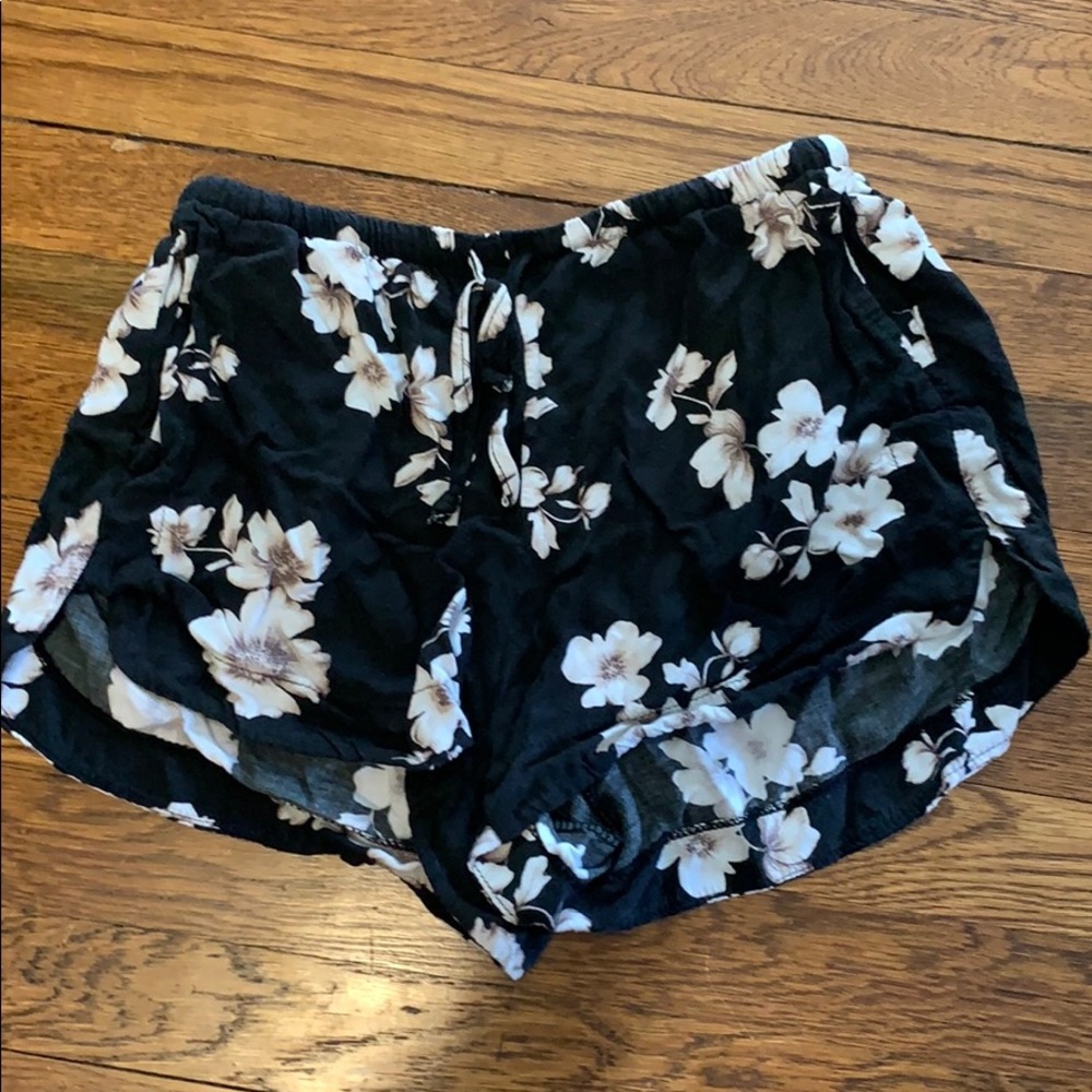 Brandy Melville shorts